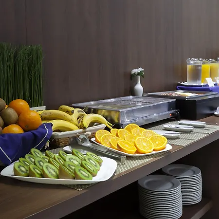 Olympia Universidades 3*