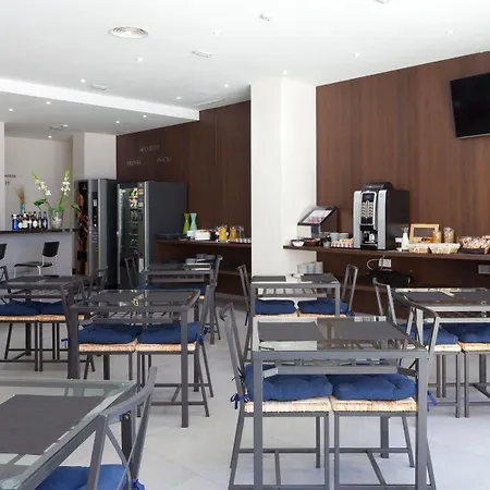 Szálloda Olympia Universidades Valencia