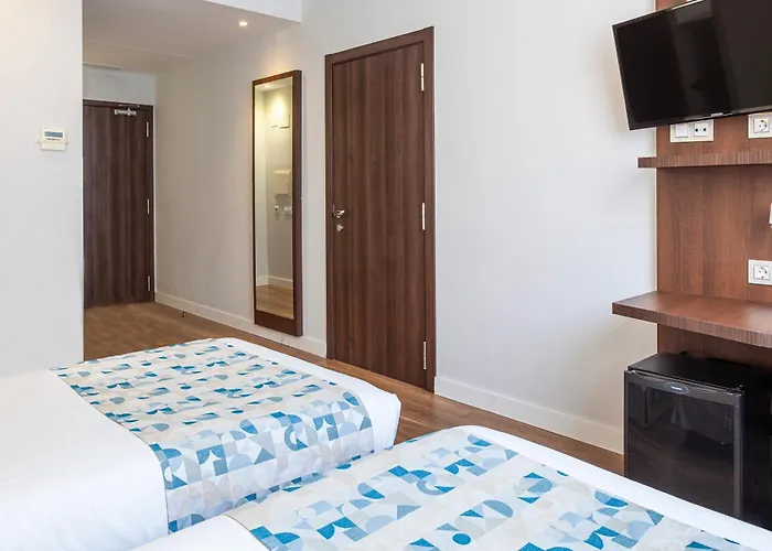 Olympia Universidades Hotel