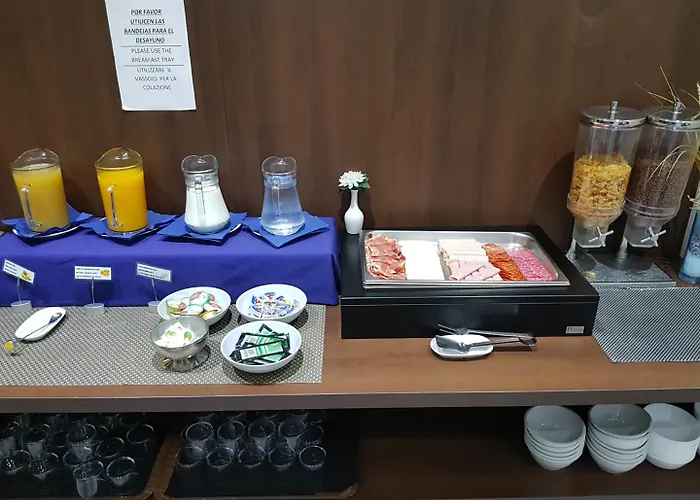 Olympia Universidades 3*