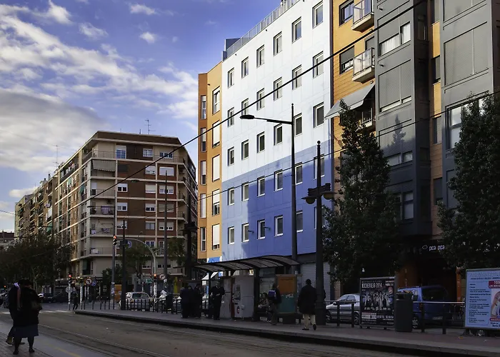 Olympia Universidades 3*