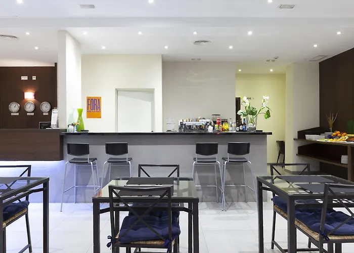 Hotel Olympia Universidades 3*