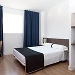 Отель Olympia Universidades 3*