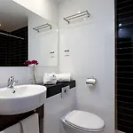 Olympia Universidades Отель 3*