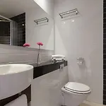 Отель Olympia Universidades 3*