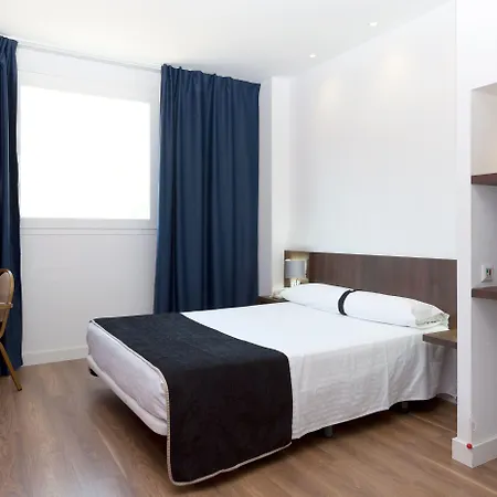 Otel Olympia Universidades 3*