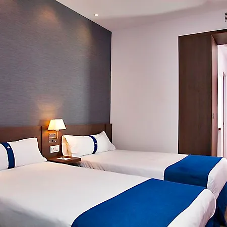 Olympia Universidades Otel