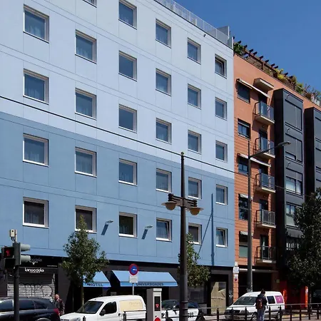 Hotel Olympia Universidades 3*