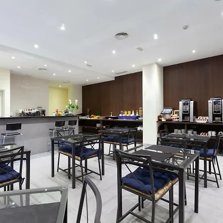 Olympia Universidades Hotel 3*